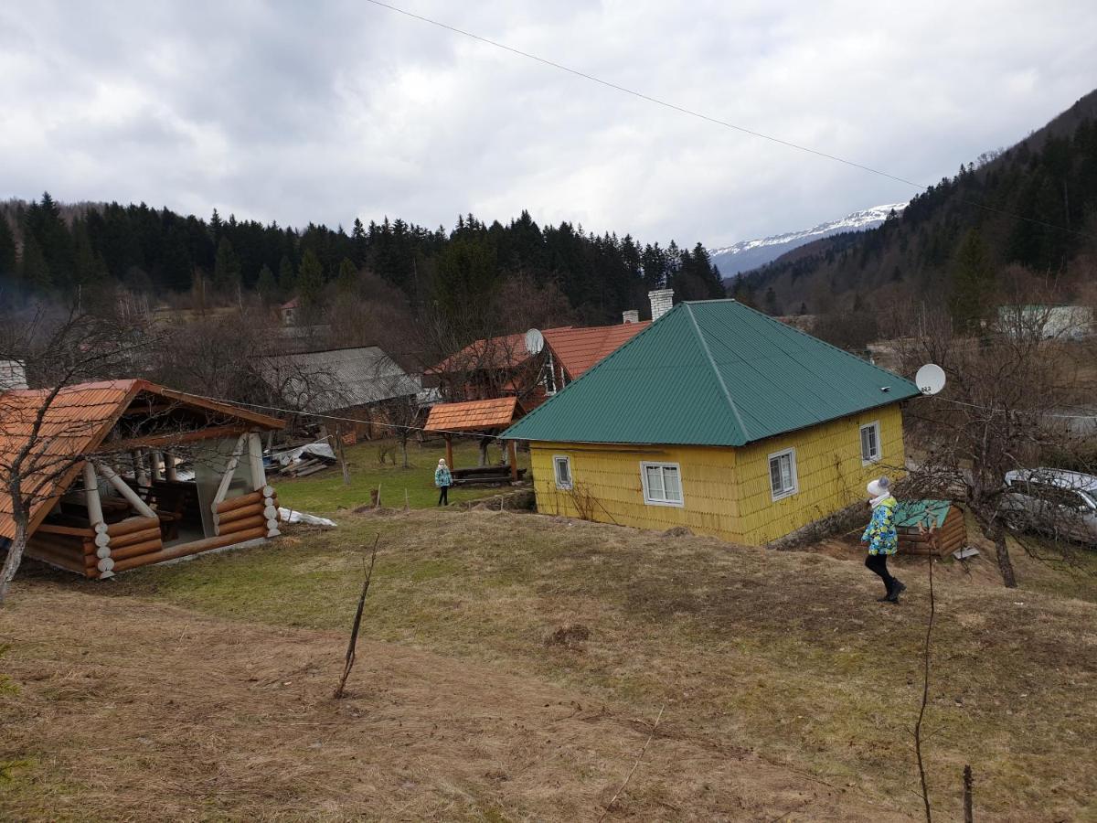 Садиба Під Гострою Schdenijewo Exterior foto